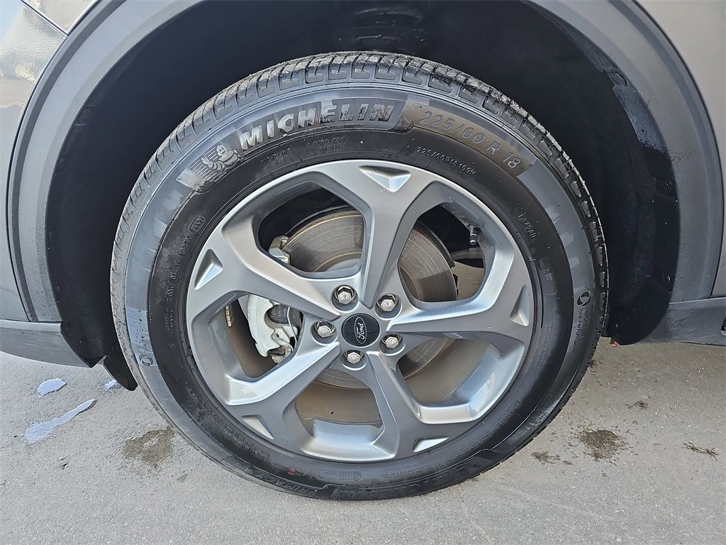 Used 2025 Ford Escape ST-Line image 31