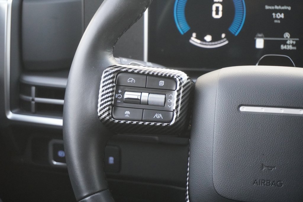 Used 2025 Hyundai Santa Fe SEL image 17