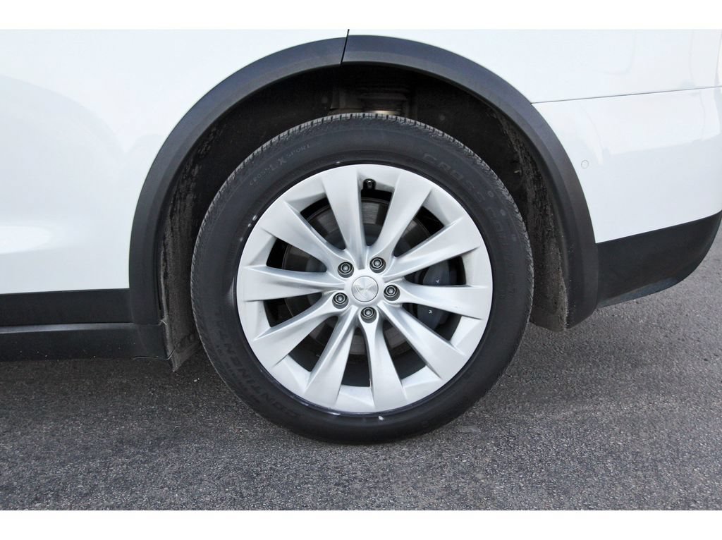 Used 2020 Tesla Model X Long Range AWD/4WD image 30