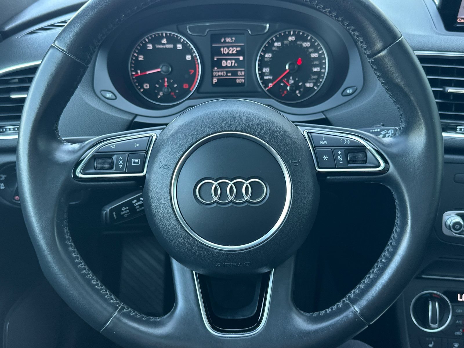 Used 2018 Audi Q3 2.0T Premium w/ Convenience Package AWD/4WD image 22