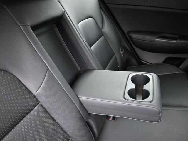Used 2020 Kia Sportage S image 33