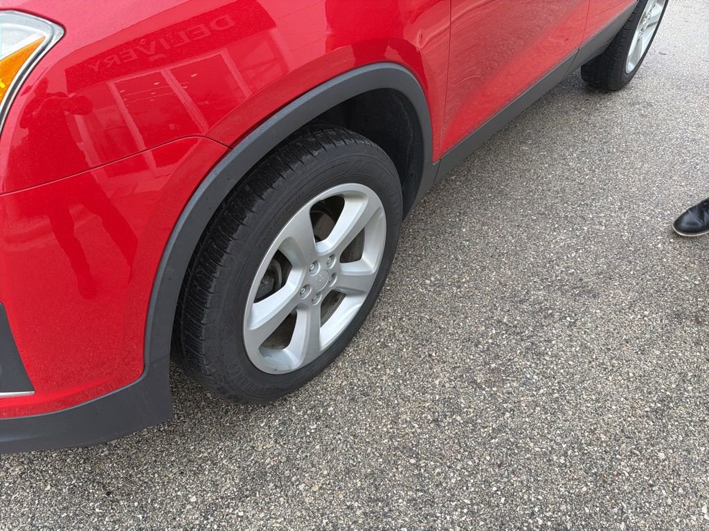 Used 2015 Chevrolet Trax LTZ image 19