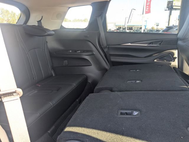 Used 2025 INFINITI QX60 Sensory w/ Vision Package AWD/4WD image 32