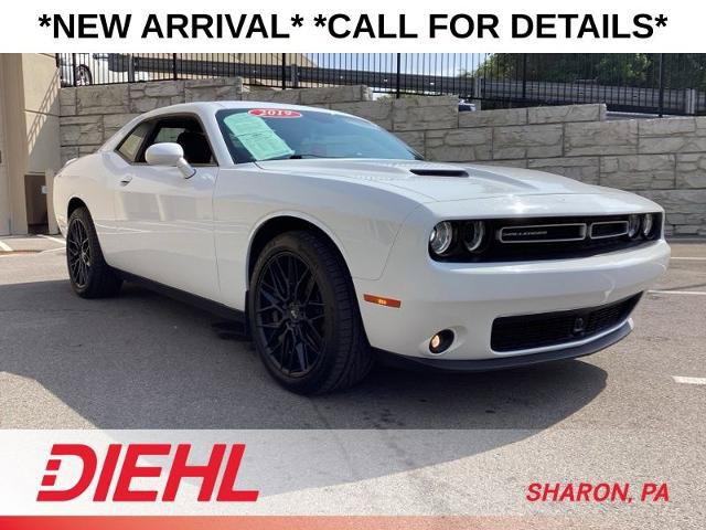 Used 2019 Dodge Challenger SXT w/ Plus Package AWD/4WD image 1