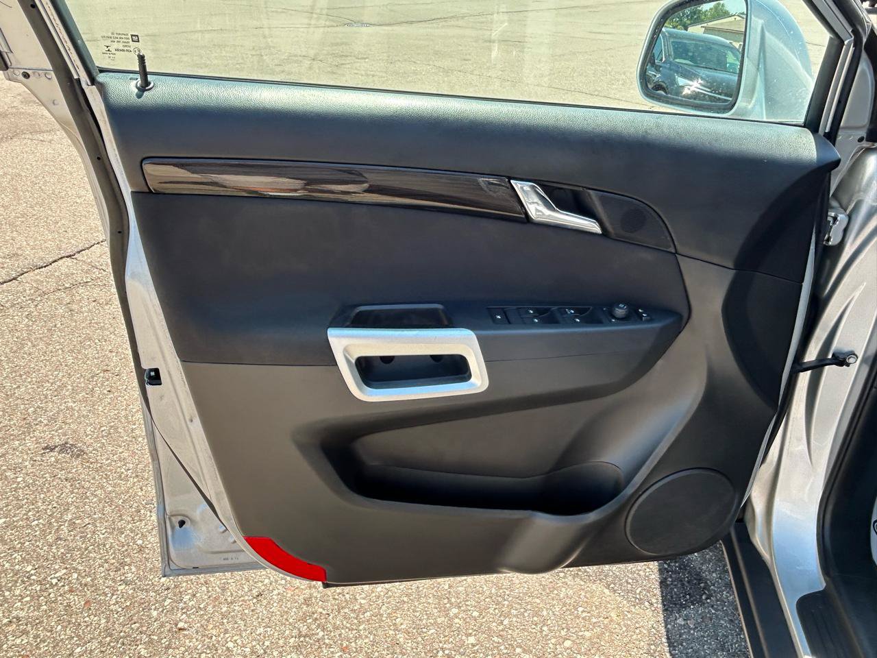 Used 2013 Chevrolet Captiva Sport LS FWD image 14