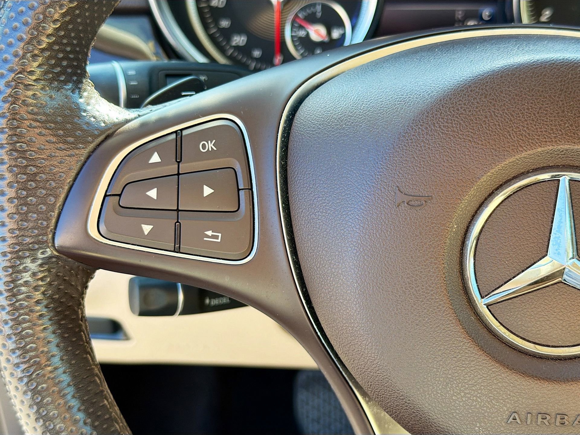 Used 2018 Mercedes-Benz GLE 350 image 37