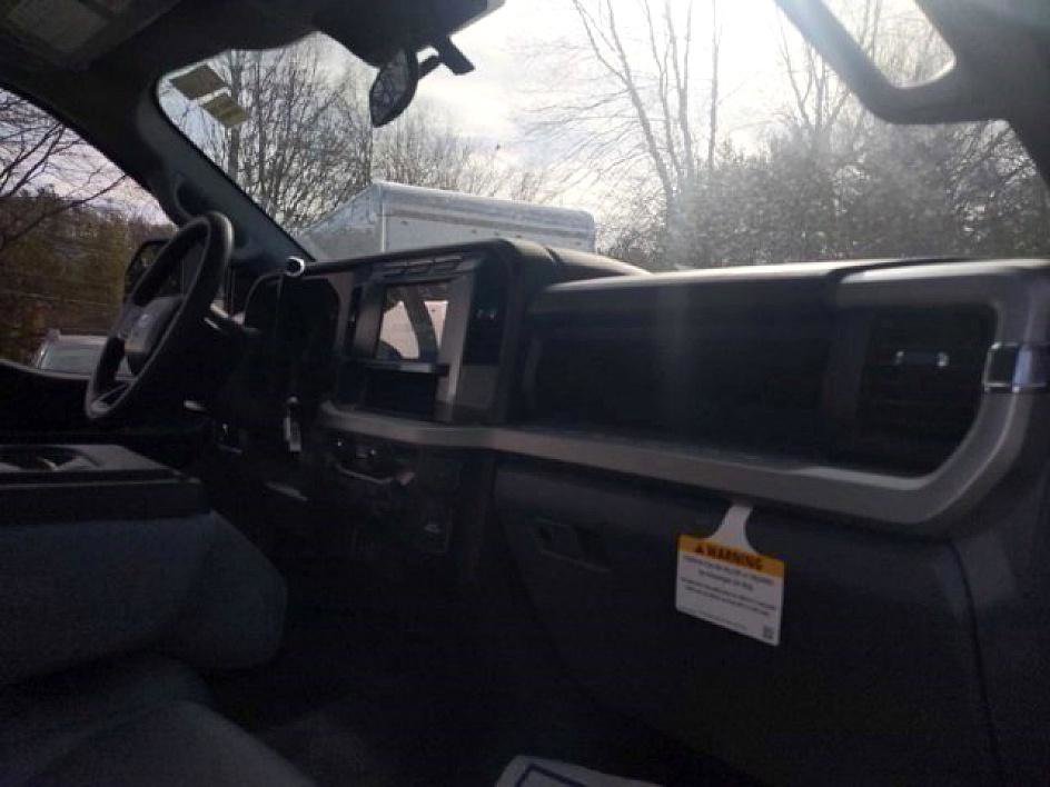 New 2023 Ford F250 XL w/ Snow Plow Prep Package image 27