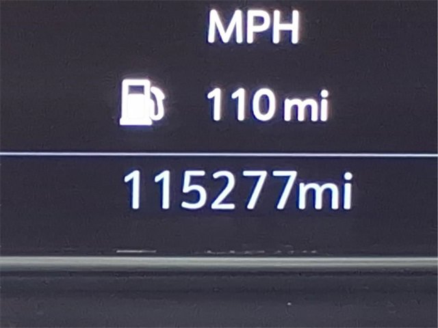 Used 2021 GMC Yukon SLT w/ SLT Premium Package image 24