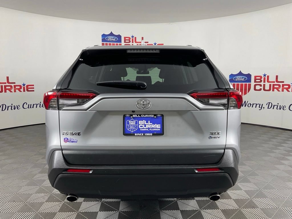 Used 2025 Toyota RAV4 XLE AWD/4WD image 4