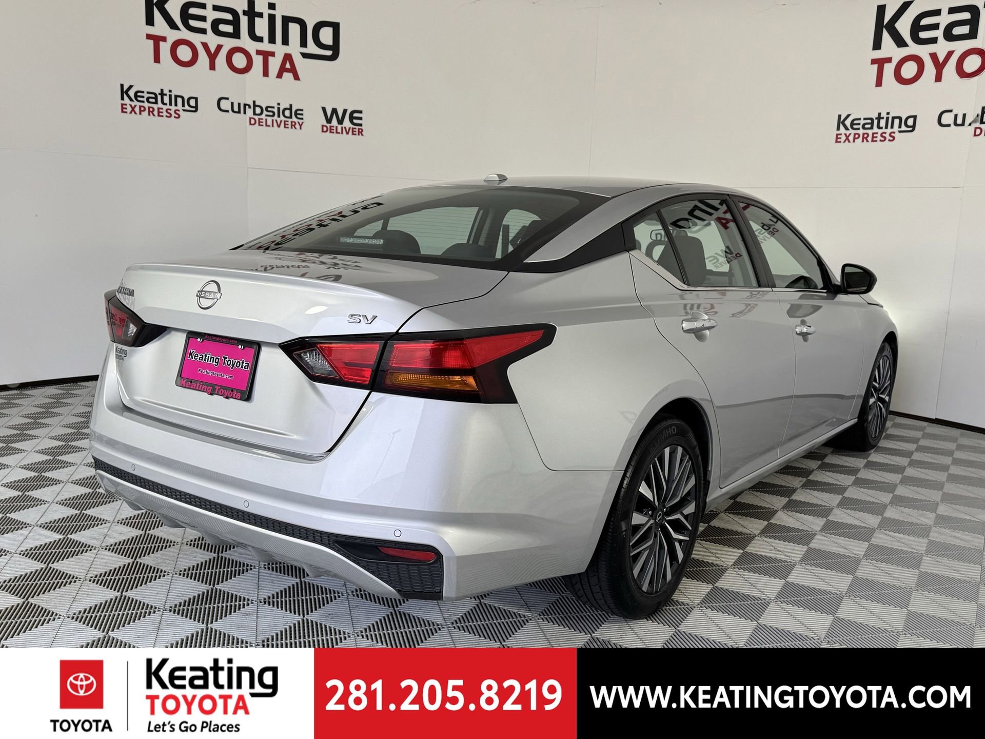 Used 2024 Nissan Altima 2.5 SV image 5