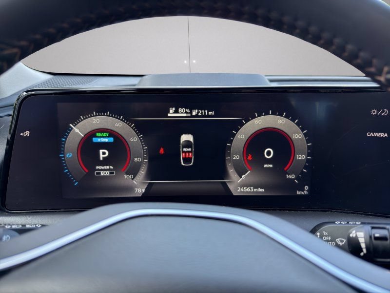 Used 2023 Nissan Ariya Evolve+ AWD/4WD image 15
