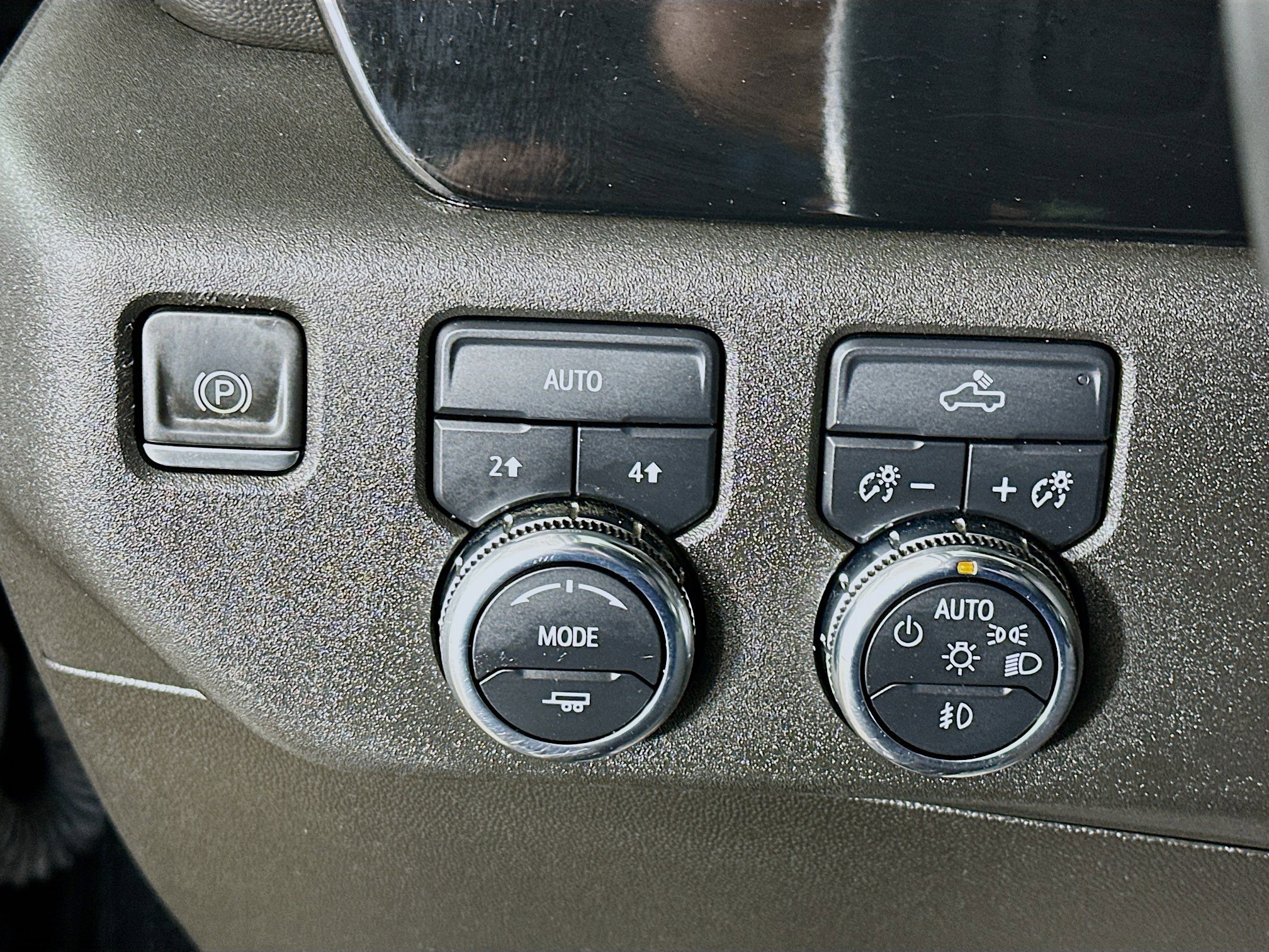 Used 2023 GMC Sierra 1500 Elevation image 17