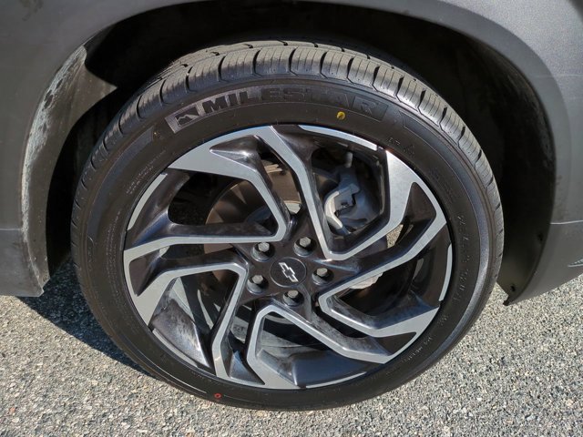 Used 2024 Chevrolet TrailBlazer RS w/ Driver Confidence Package image 11