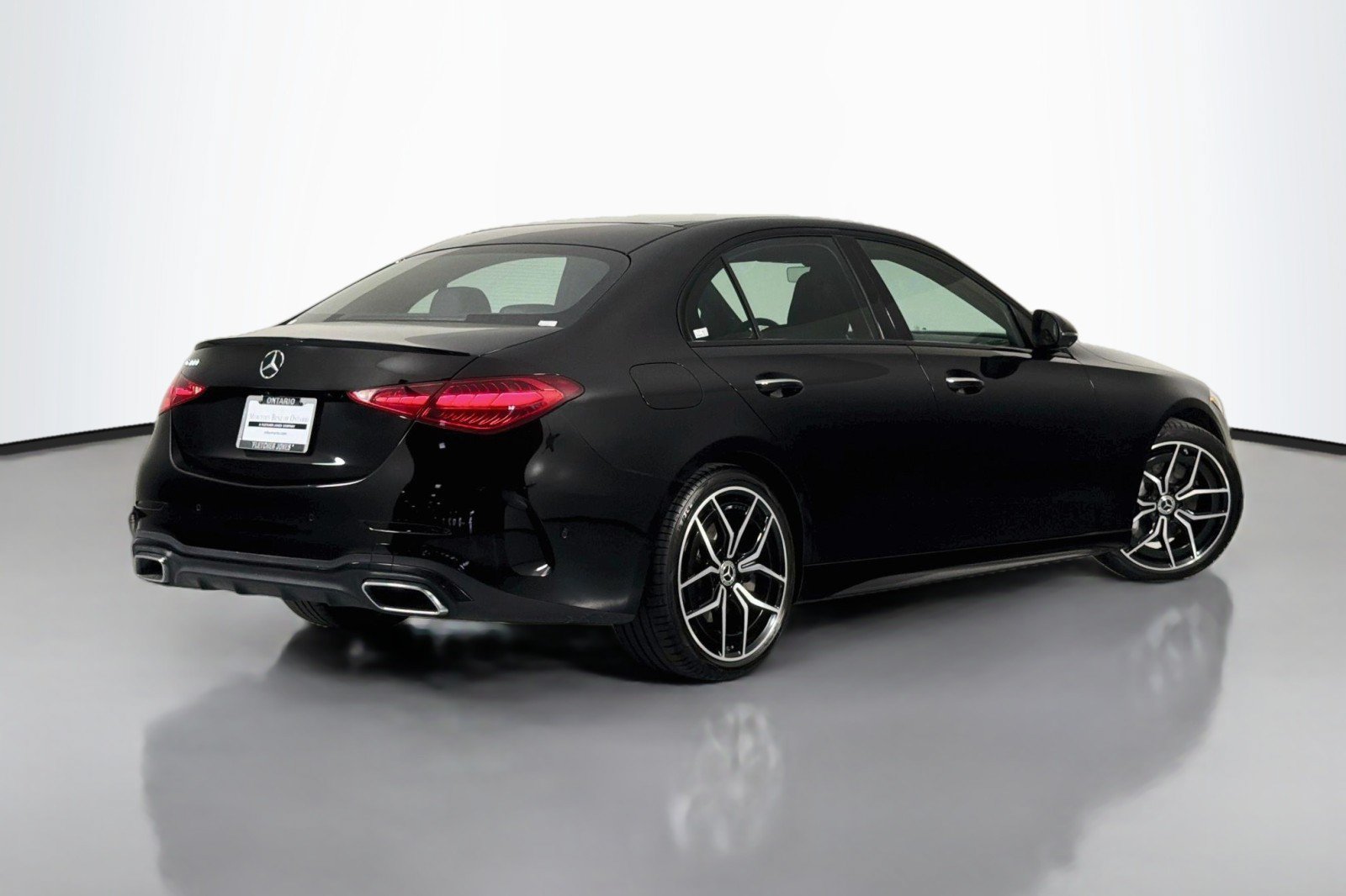 Used 2022 Mercedes-Benz C 300 Sedan image 12