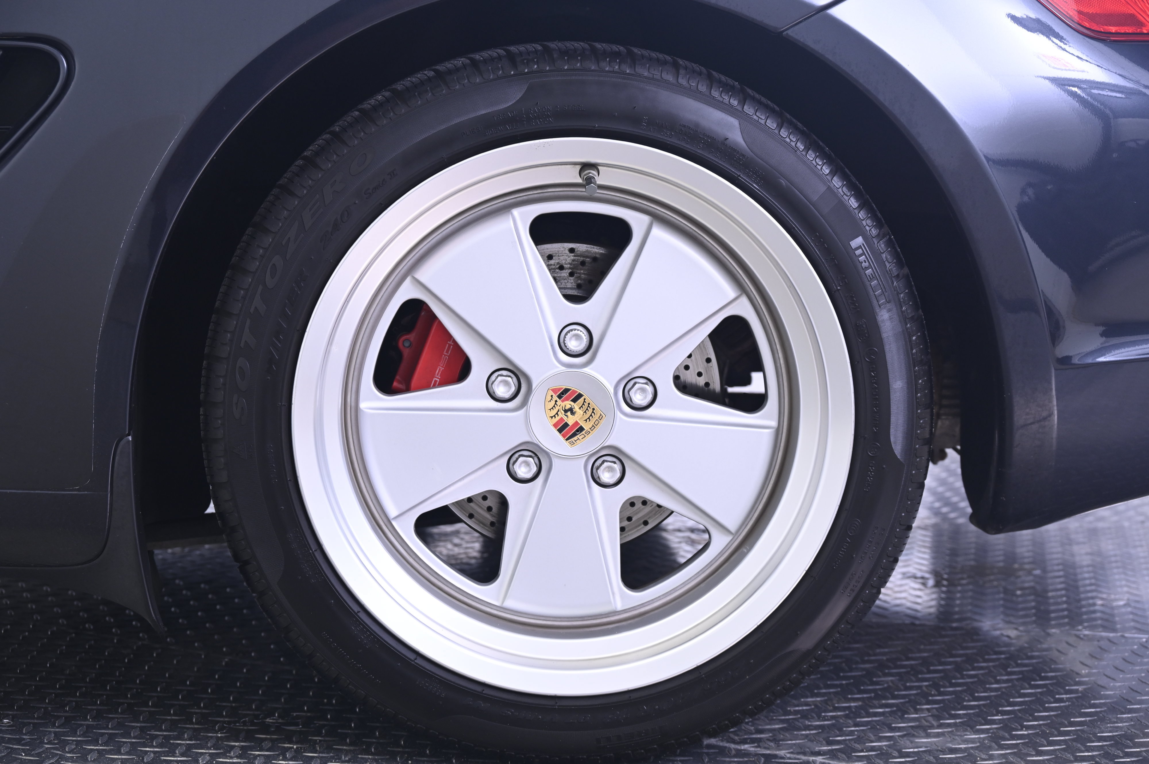 Used 2007 Porsche Cayman S RWD image 12