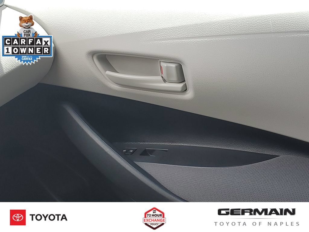 Used 2026 Toyota Corolla LE FWD image 27