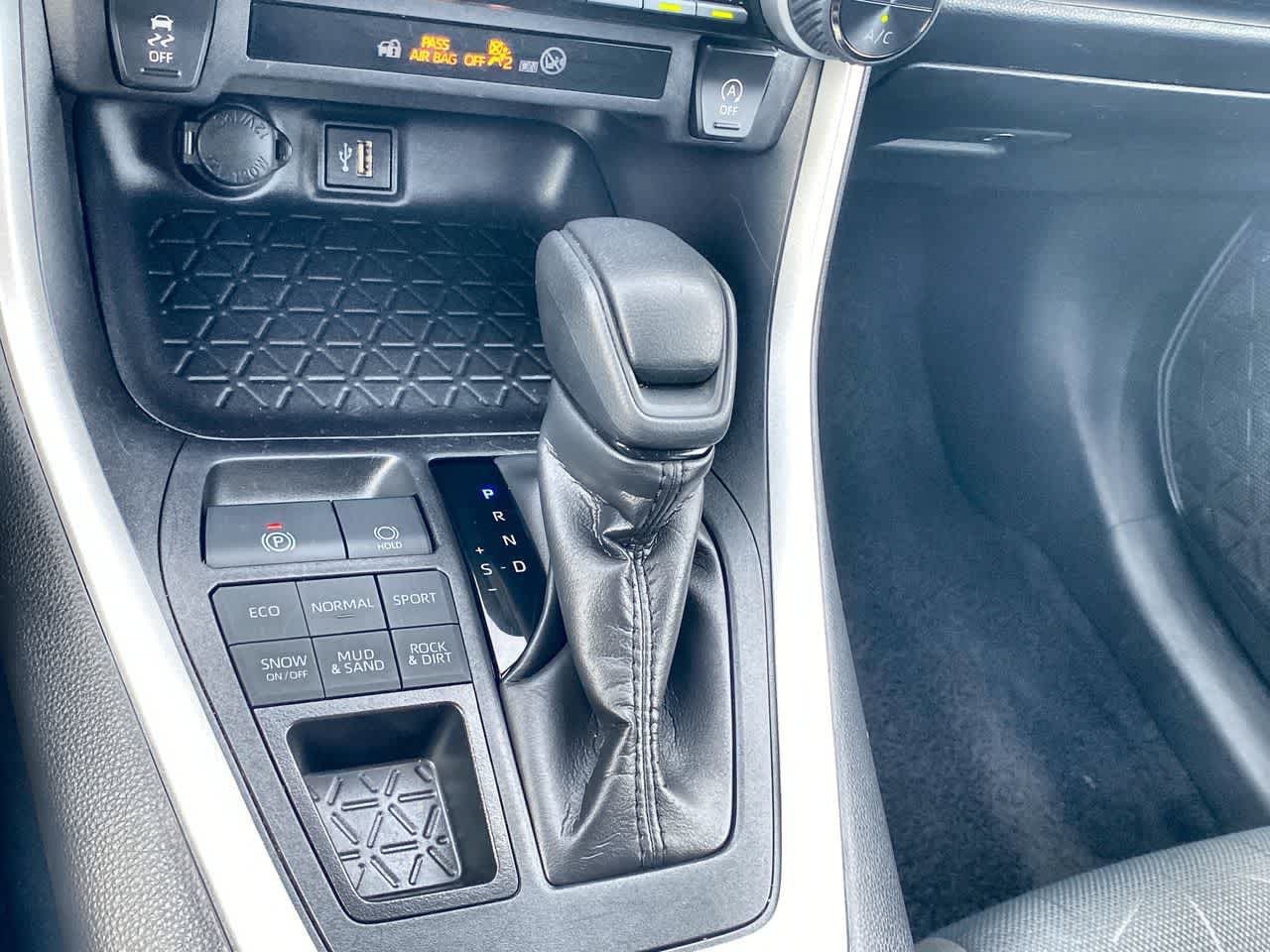 Certified 2025 Toyota RAV4 XLE AWD/4WD image 19