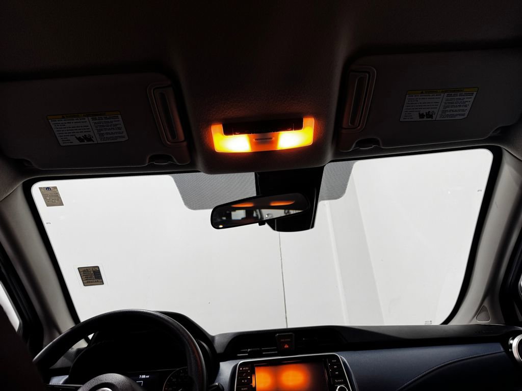 Used 2025 Nissan Versa SV w/ Trunk Package image 29