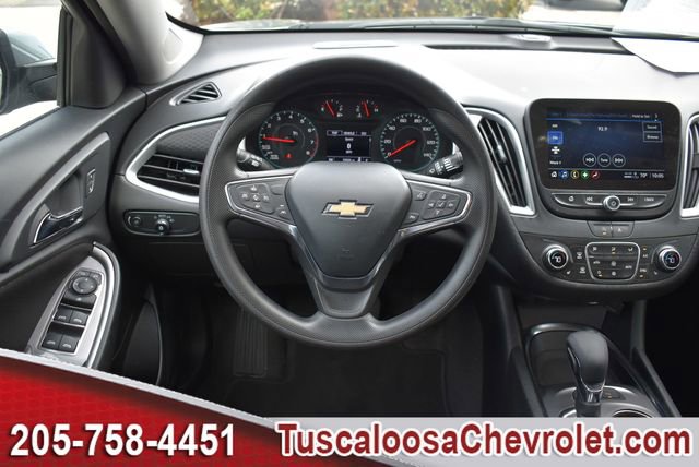 Used 2024 Chevrolet Malibu LT image 25