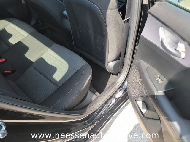 Used 2024 Kia Forte LXS FWD image 11
