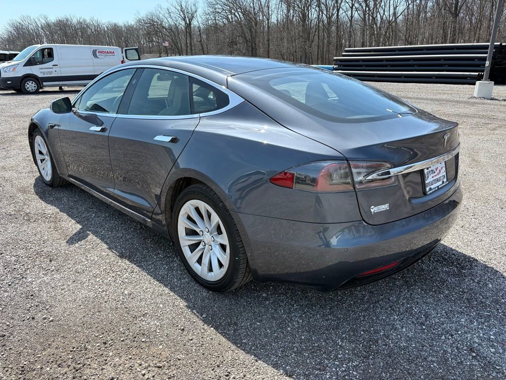 Used 2017 Tesla Model S 60D AWD/4WD image 5