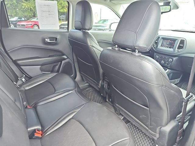 Used 2020 Jeep Compass Latitude w/ Cold Weather Group AWD/4WD image 13