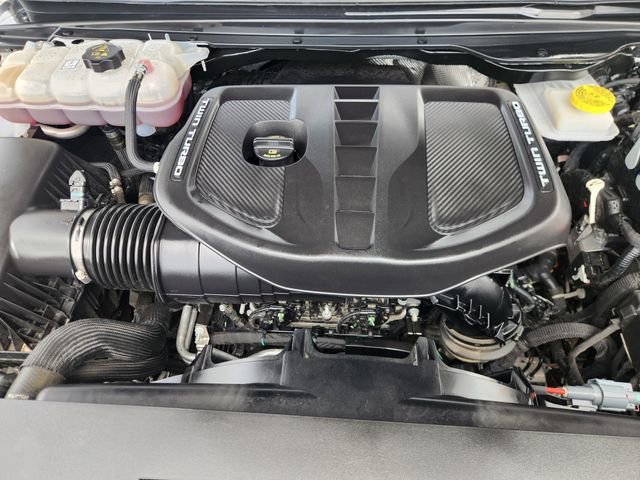Used 2025 RAM 1500 Limited AWD/4WD image 33