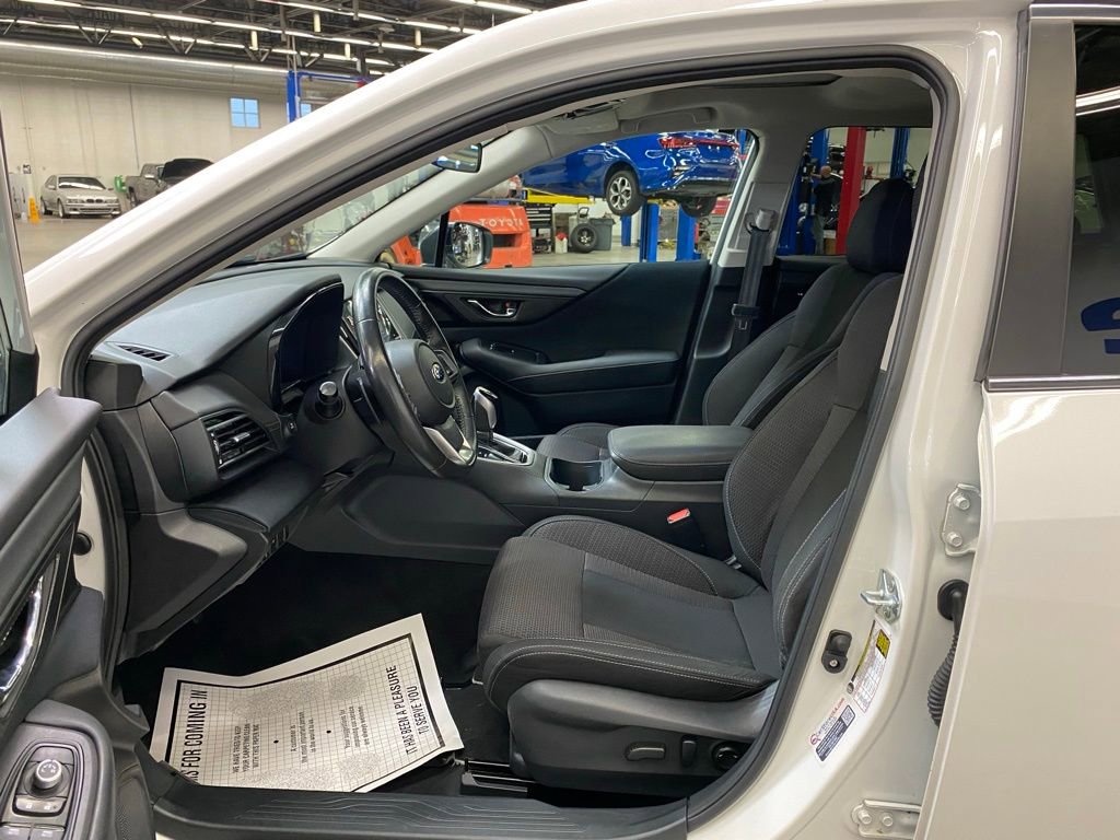 Used 2024 Subaru Outback Premium image 28