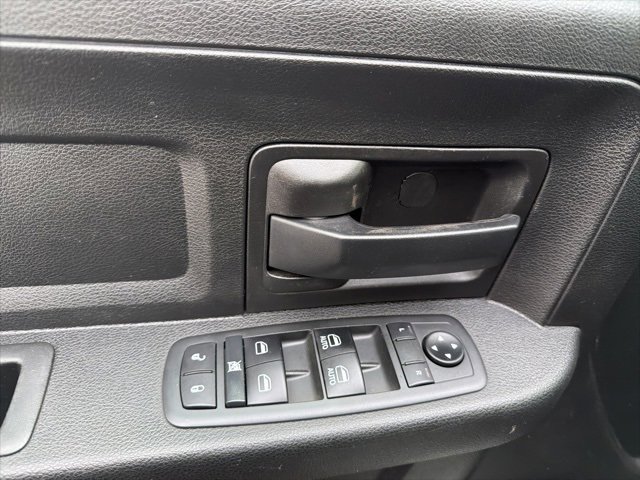 Used 2020 RAM 2500 Tradesman w/ Chrome Appearance Group image 24