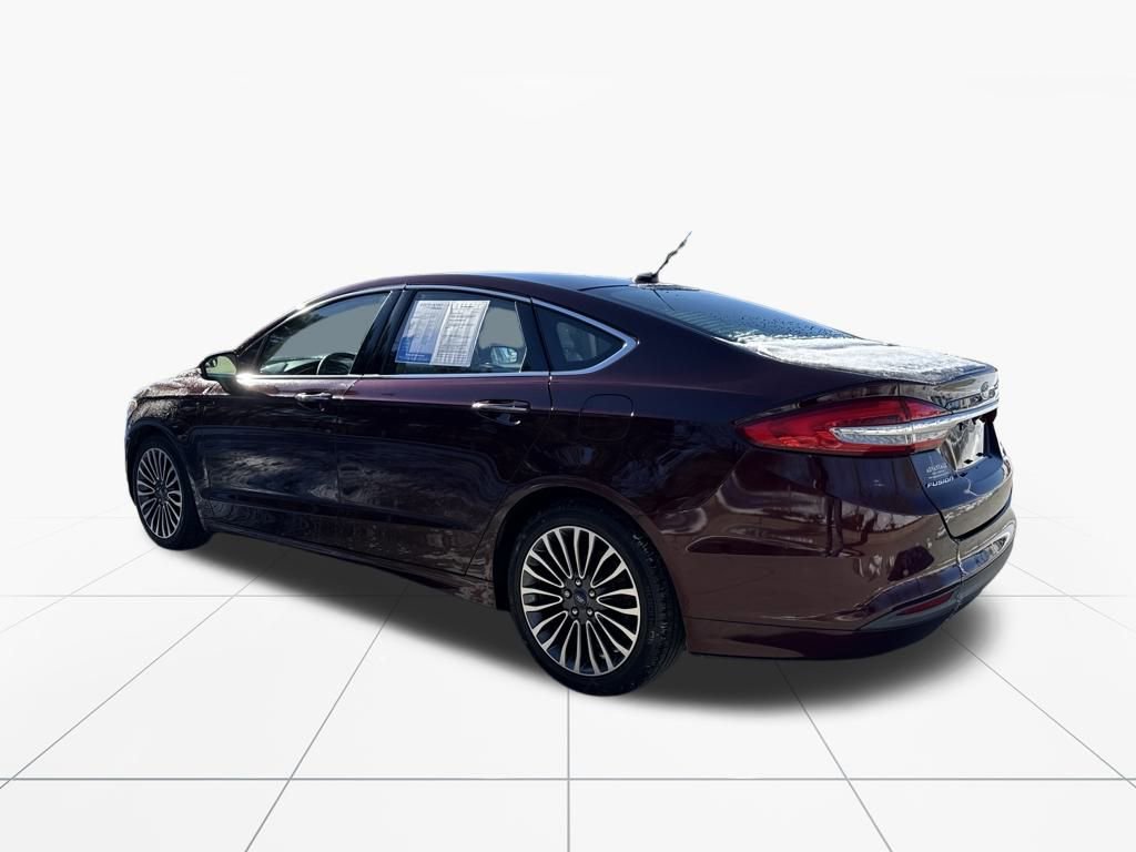 Used 2017 Ford Fusion SE w/ Fusion SE Technology Package image 6