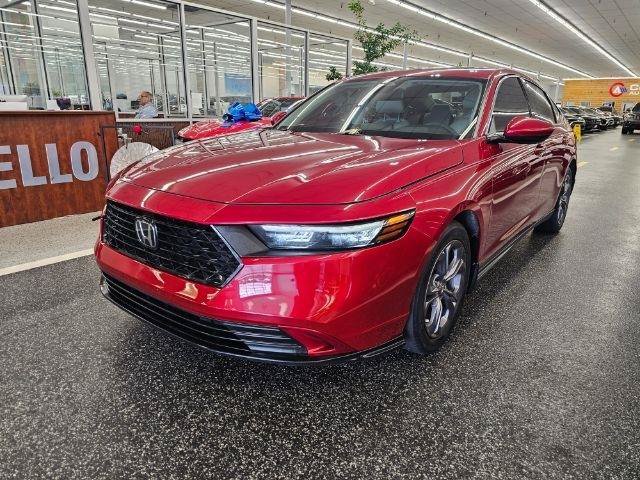 Used 2024 Honda Accord EX image 2