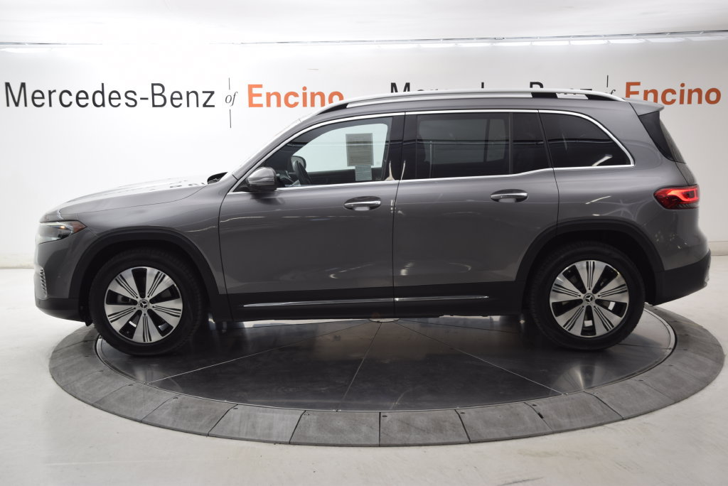 Used 2023 Mercedes-Benz EQB 300 4MATIC image 3
