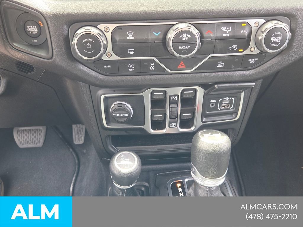 Used 2025 Jeep Wrangler Unlimited Sport AWD/4WD image 21