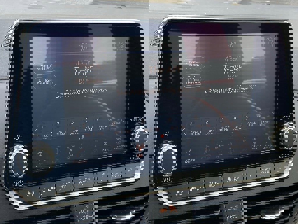 Used 2025 Nissan Altima 2.5 SV image 21