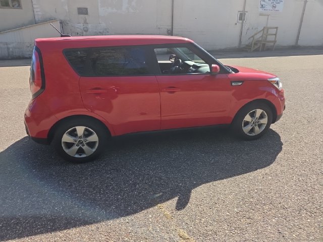 Used 2019 Kia Soul FWD image 16