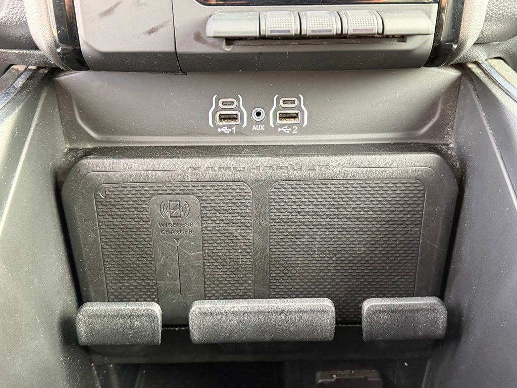 Used 2025 RAM 1500 Laramie image 36