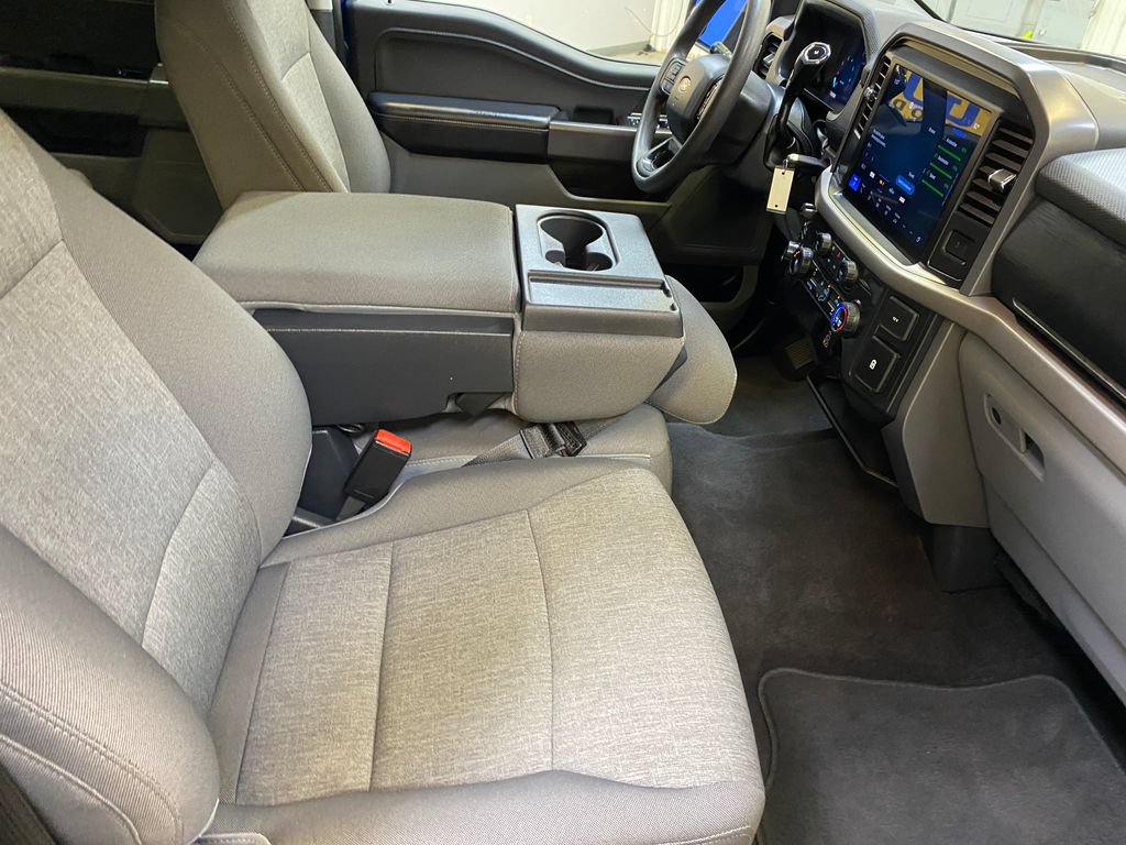 Used 2025 Ford F150 XLT AWD/4WD image 25