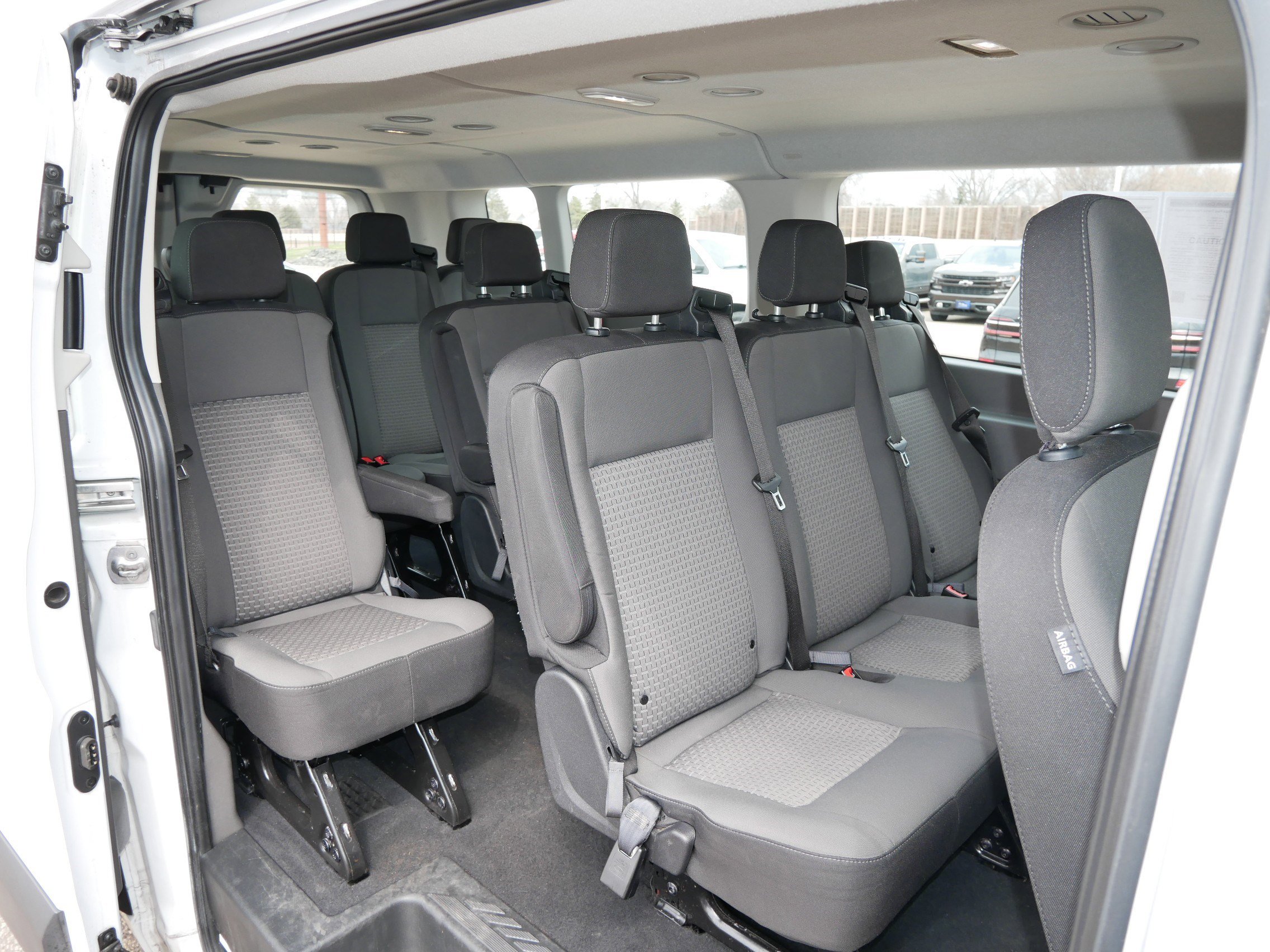 Used 2024 Ford Transit 350 XLT image 34