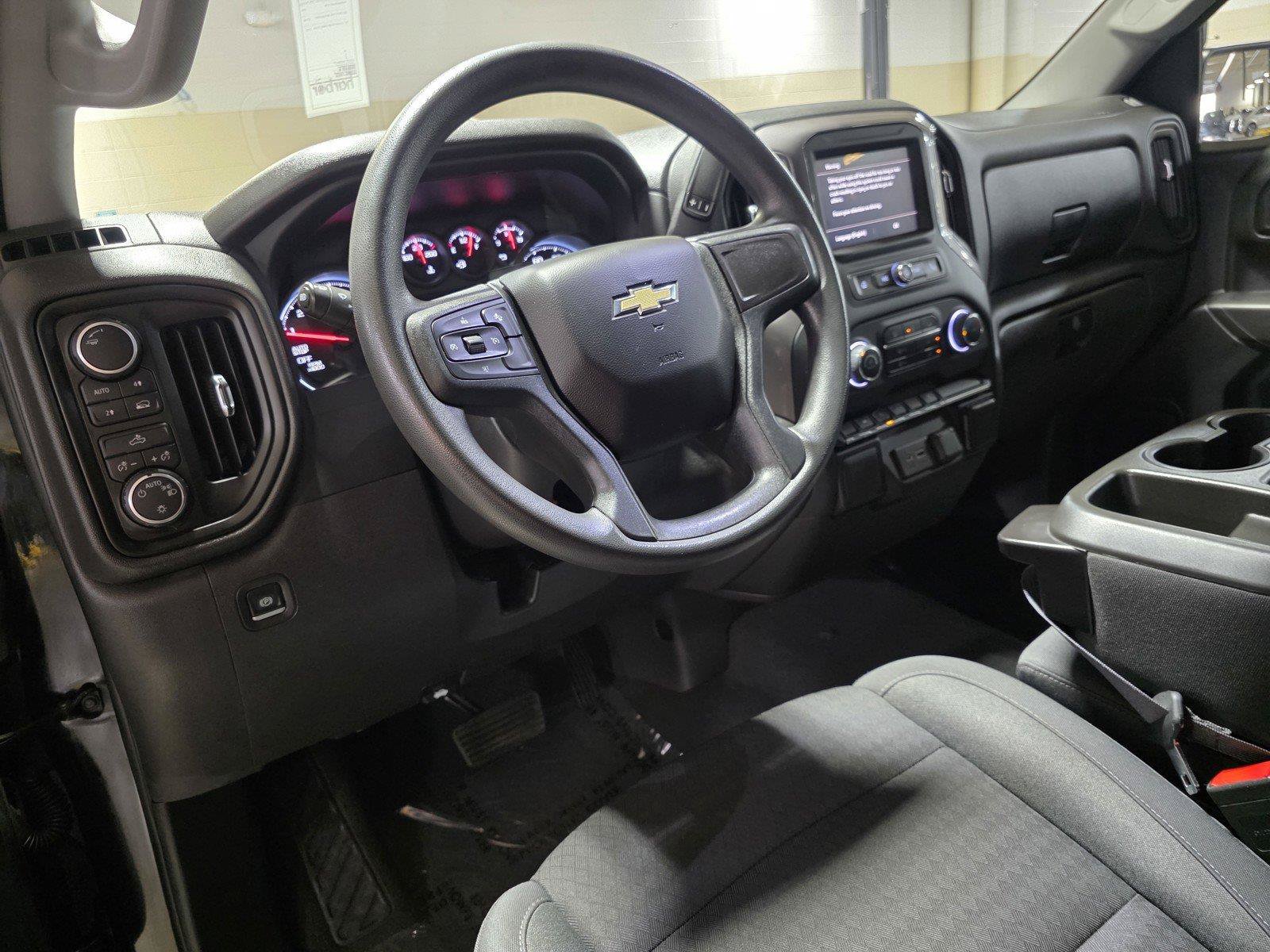 Used 2023 Chevrolet Silverado 1500 Custom AWD/4WD image 26