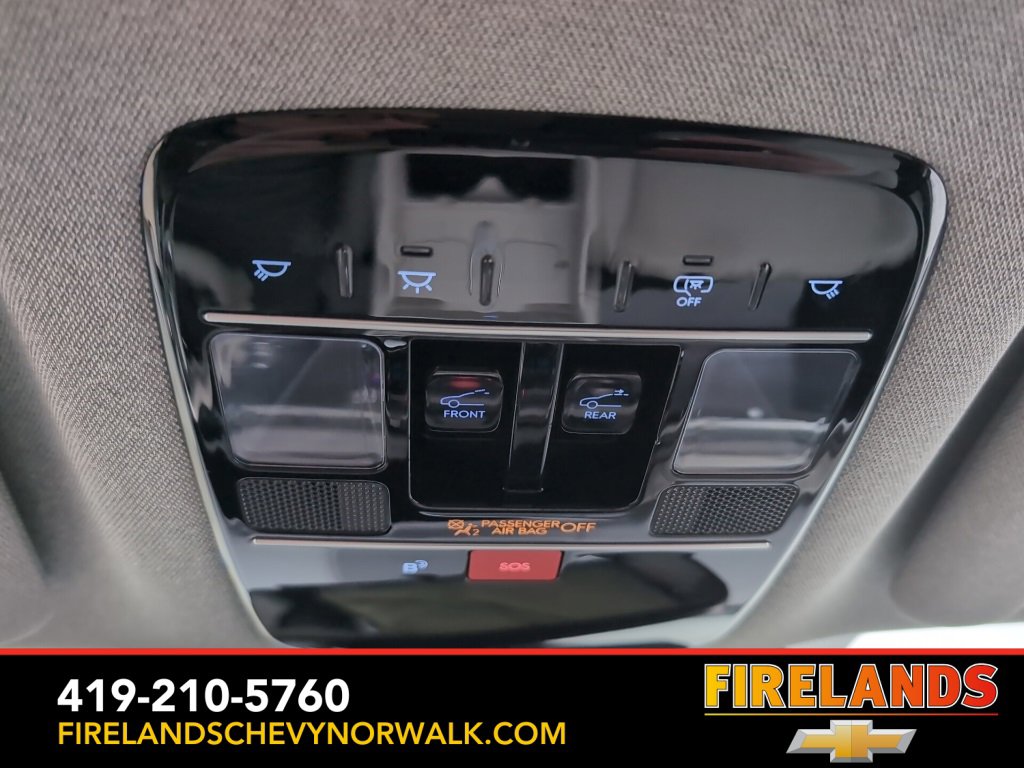 Used 2024 Hyundai Santa Fe Limited image 32