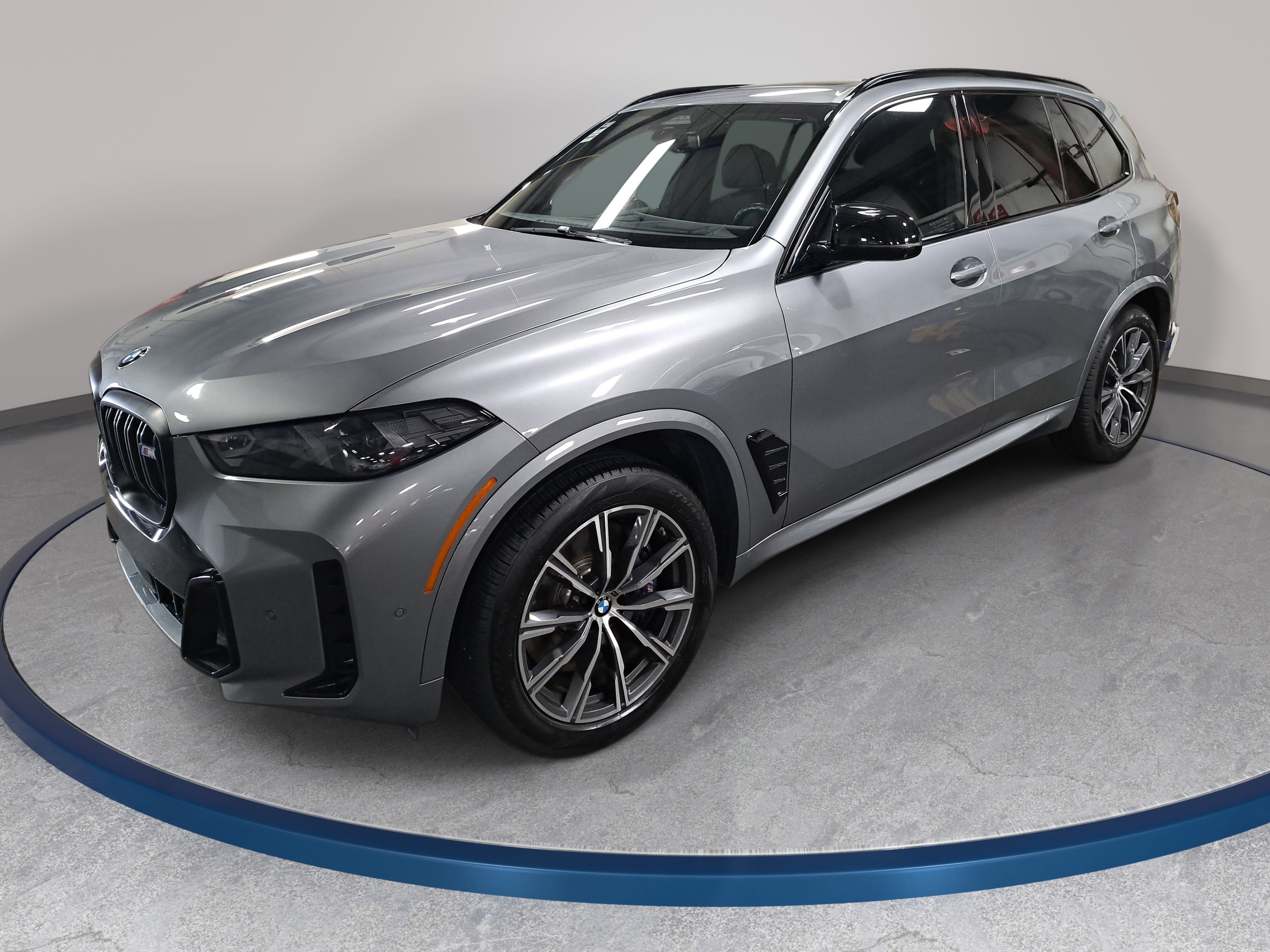 Used 2024 BMW X5 M60i w/ Parking Assistance Package AWD/4WD image 1