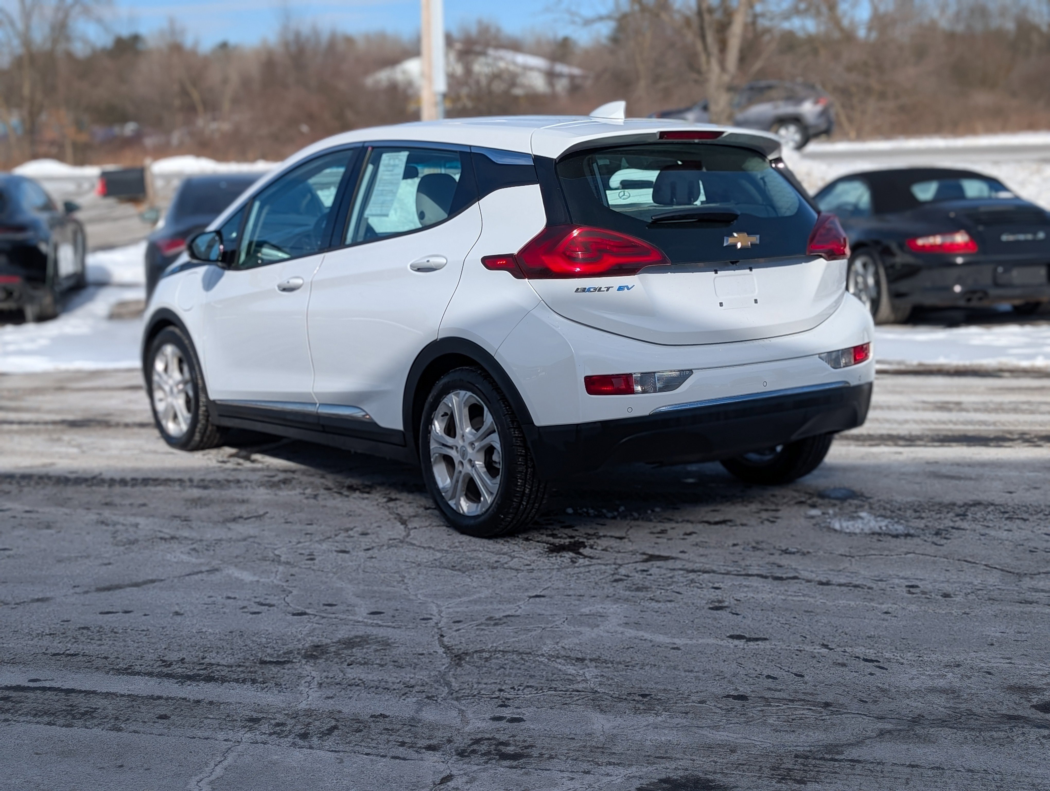 Used 2017 Chevrolet Bolt LT image 9