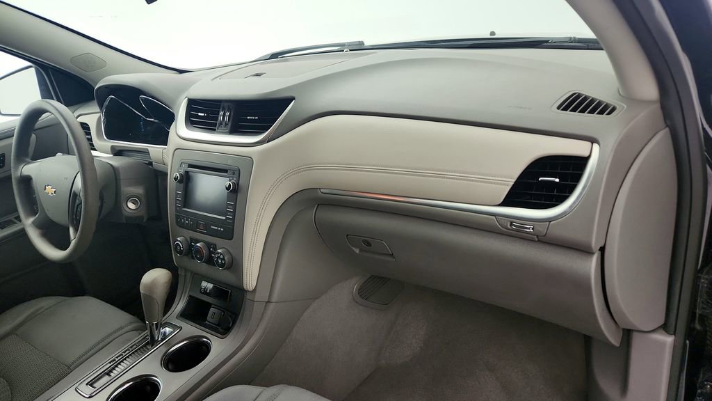 Used 2015 Chevrolet Traverse LS FWD image 29