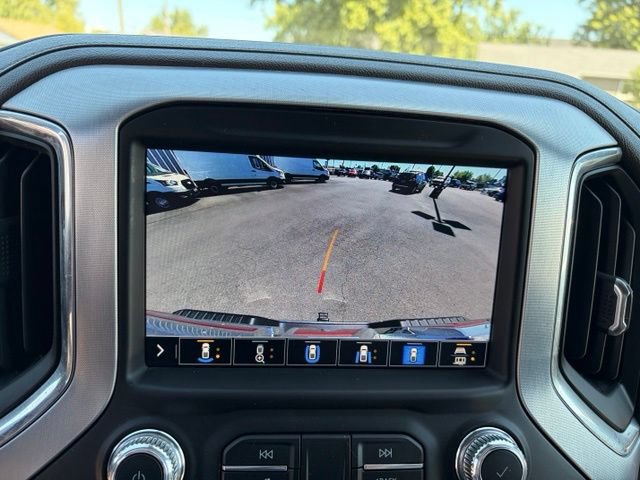 Used 2022 GMC Sierra 2500 SLT w/ SLT Premium Package AWD/4WD image 4