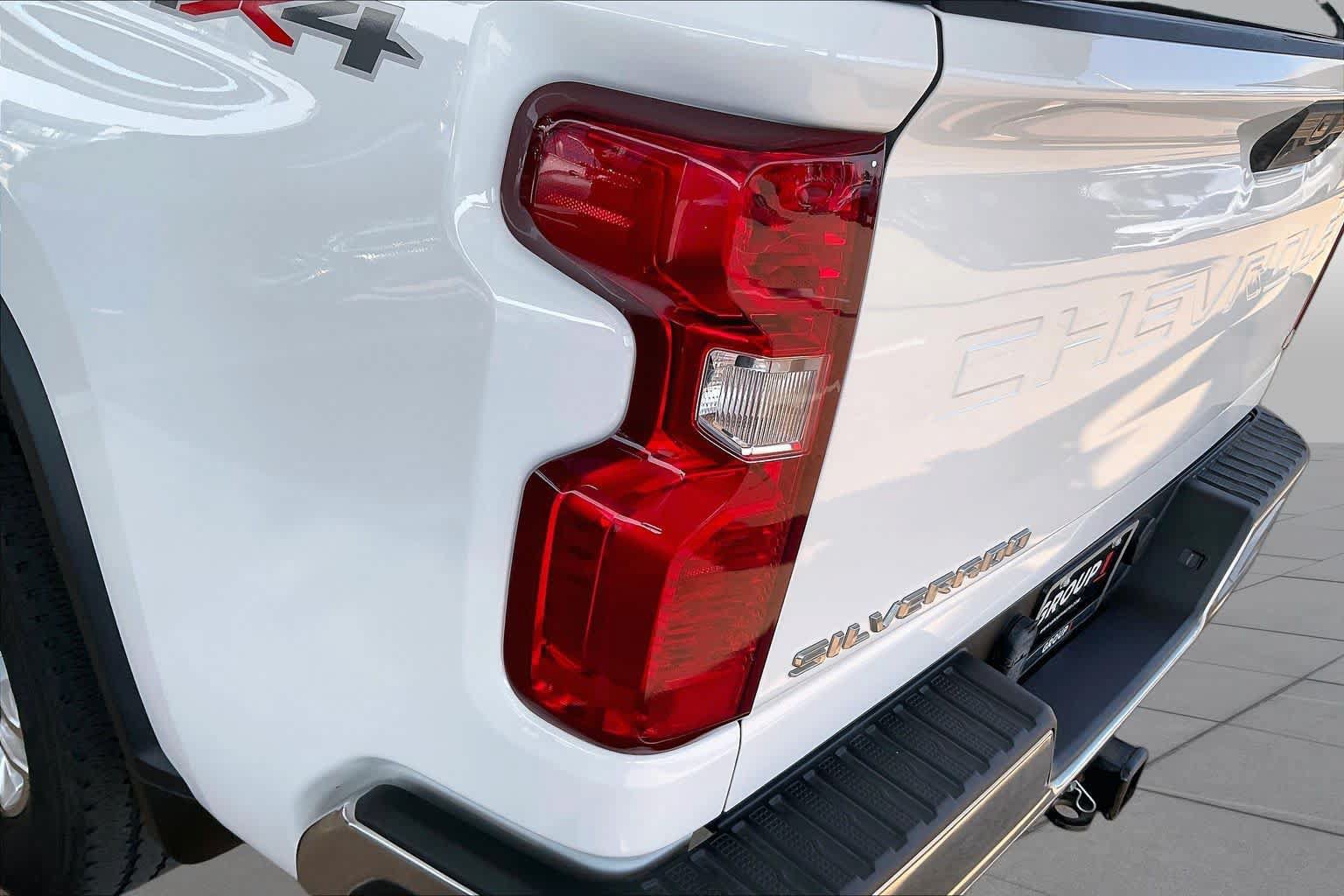 Used 2023 Chevrolet Silverado 2500 LT AWD/4WD image 27