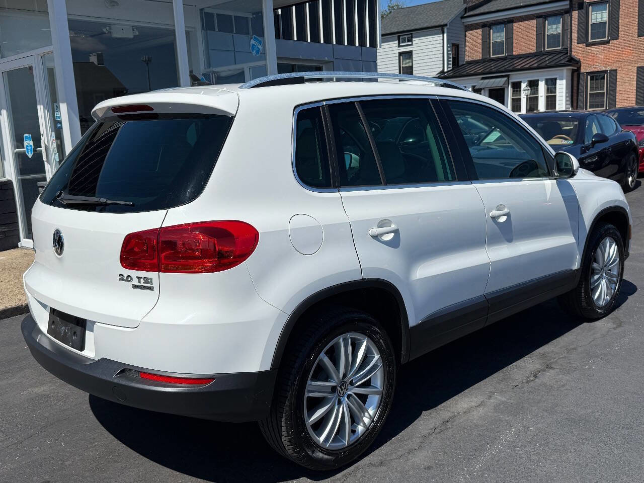 Used 2012 Volkswagen Tiguan S AWD/4WD image 7
