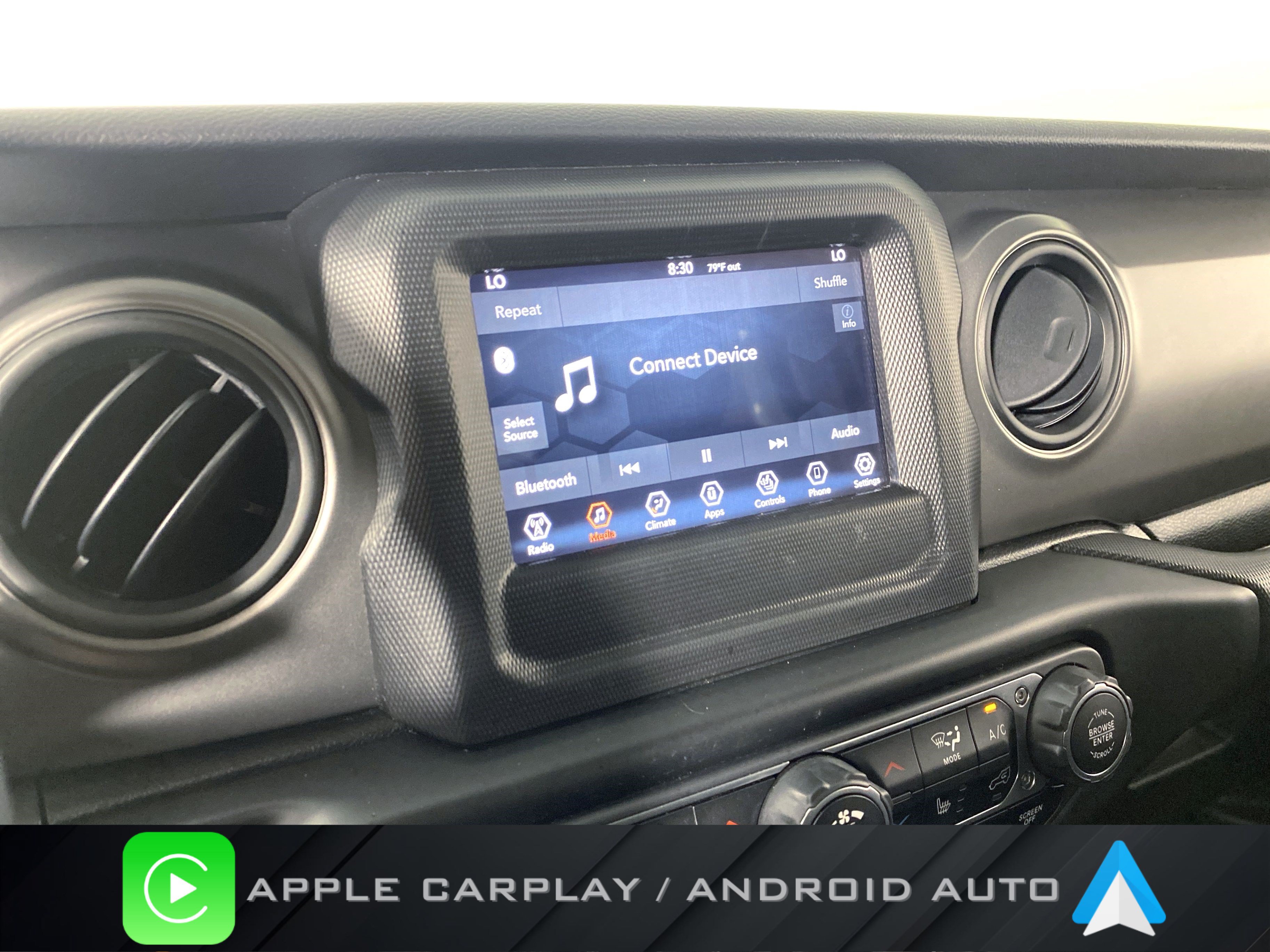 Used 2022 Jeep Gladiator Sport AWD/4WD image 2