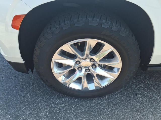 Used 2021 Chevrolet Suburban Premier AWD/4WD image 4