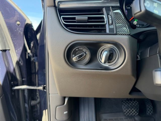 Used 2020 Porsche Macan S image 17