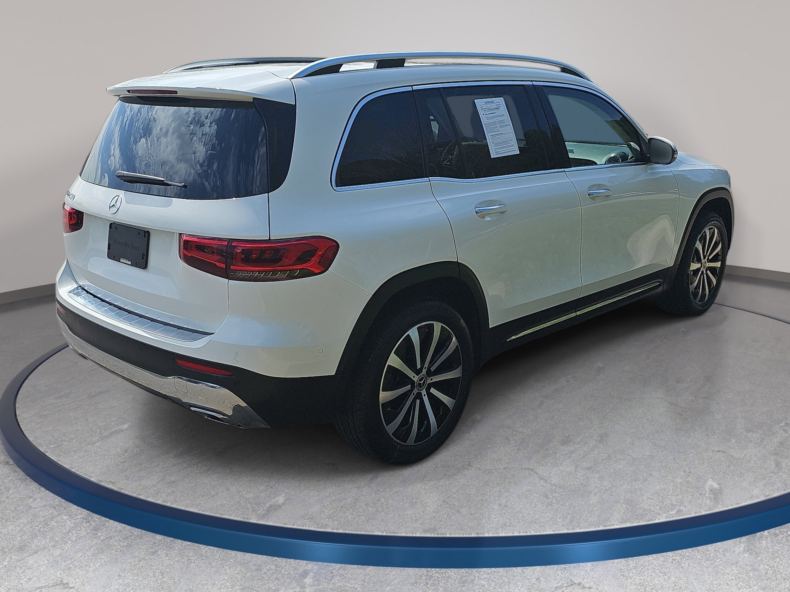 Certified 2023 Mercedes-Benz GLB 250 image 6